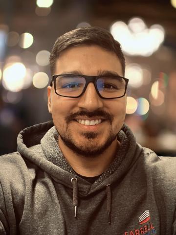 Luis Pinedo Headshot
