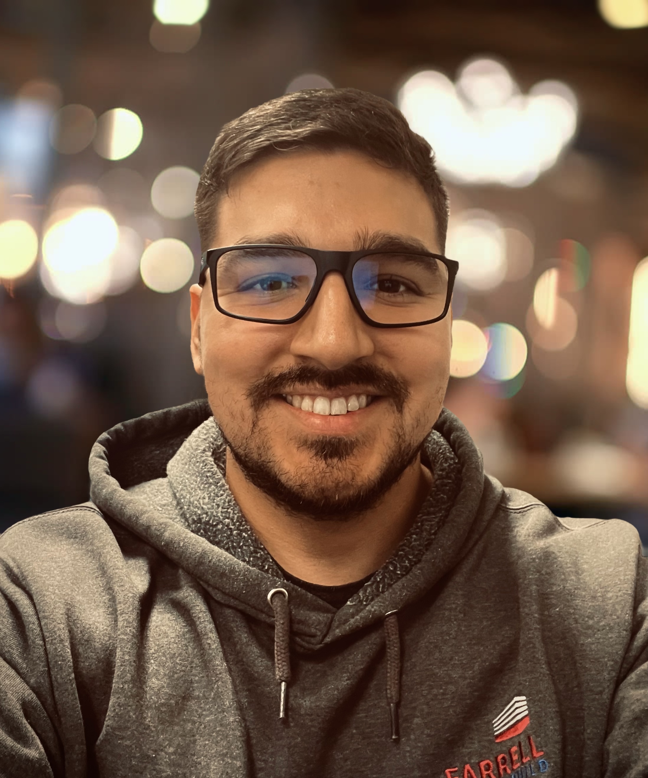 Luis Pinedo Headshot